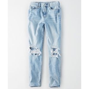 NWT American Eagle Mom Jean Distressed Sz 6
